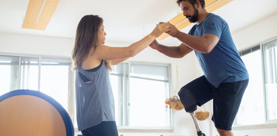 5 Reasons to Consult a Physical Therapist After an Injury